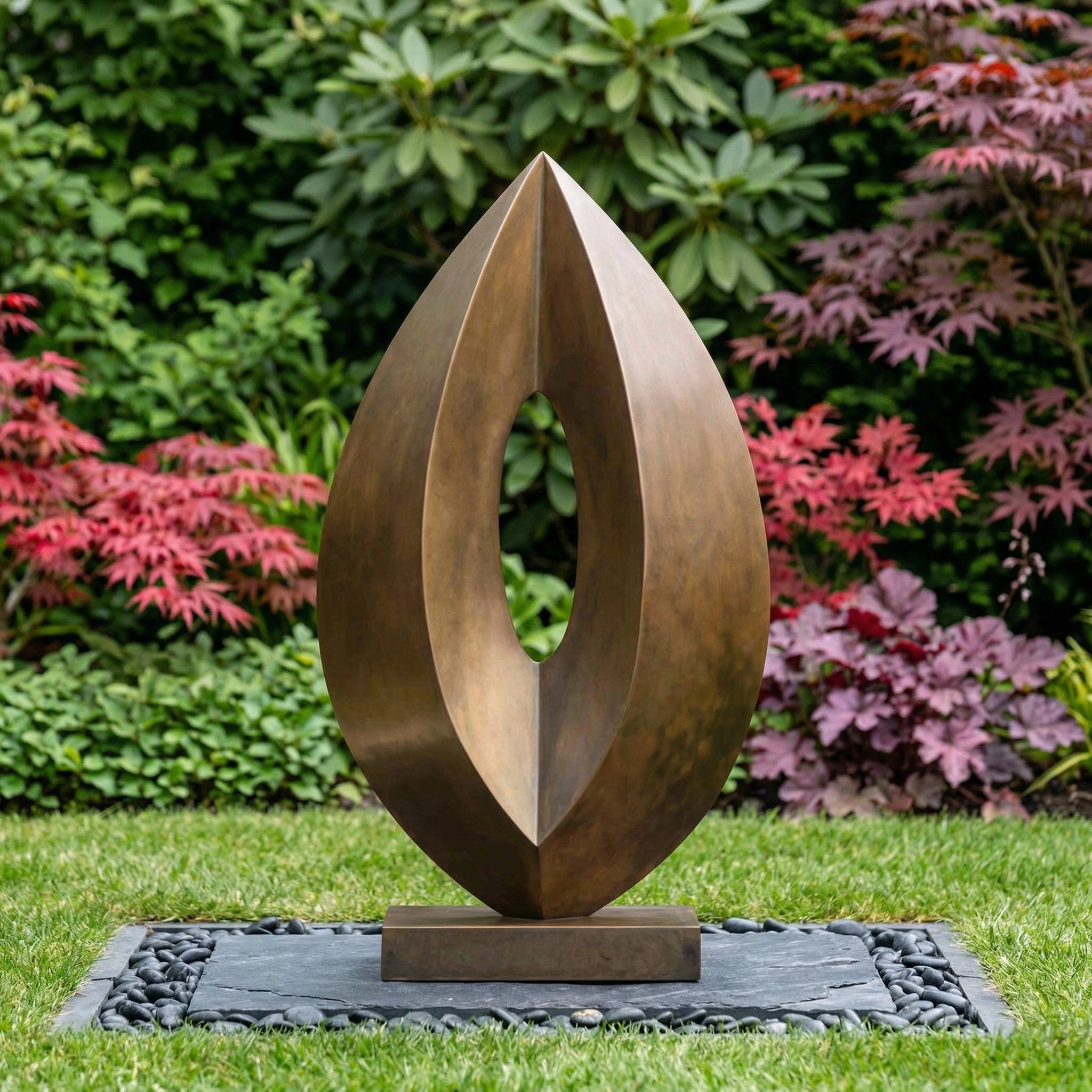 Vela-Bronze--Brass-Abstract-Seed-Form-Sculpture-Garden-Plinth-VSBS-2865-01