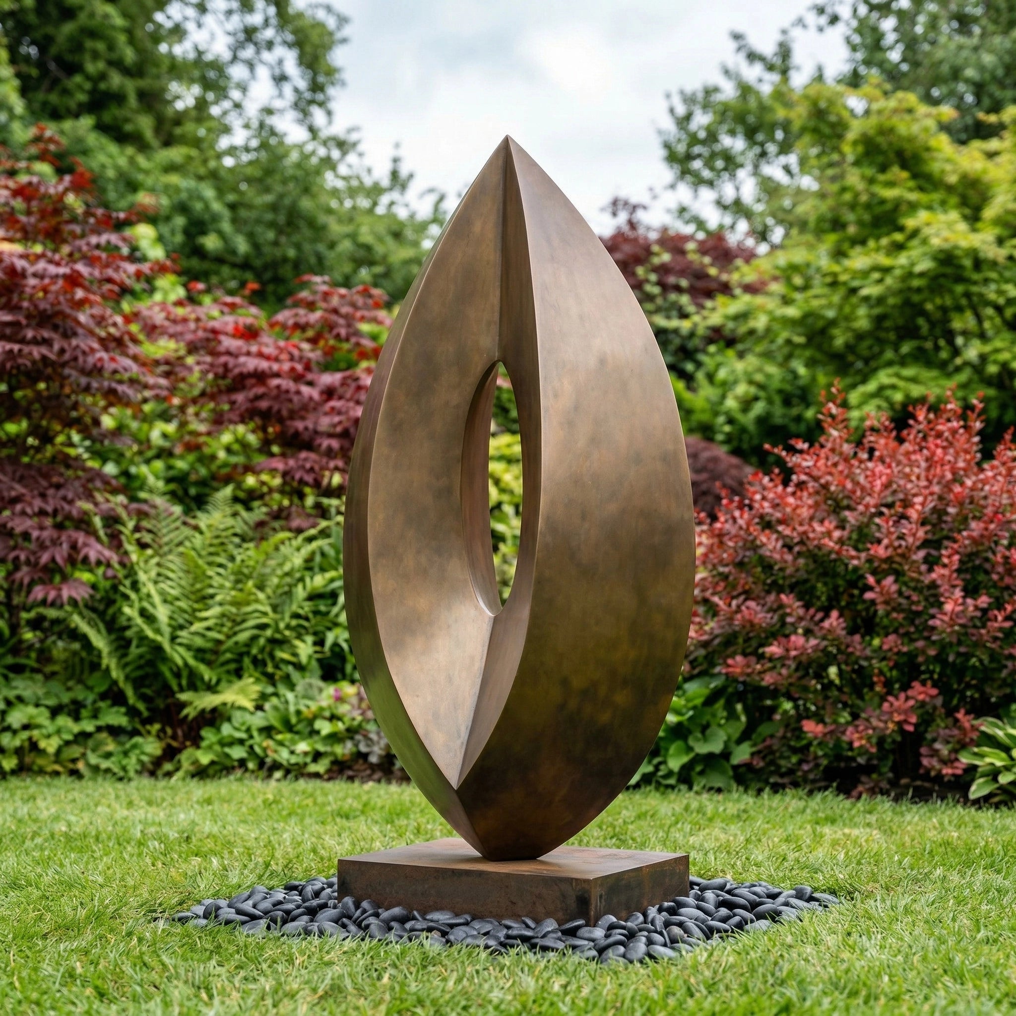 Vela-Bronze--Brass-Abstract-Seed-Form-Sculpture-Garden-Plinth-VSBS-2865-04